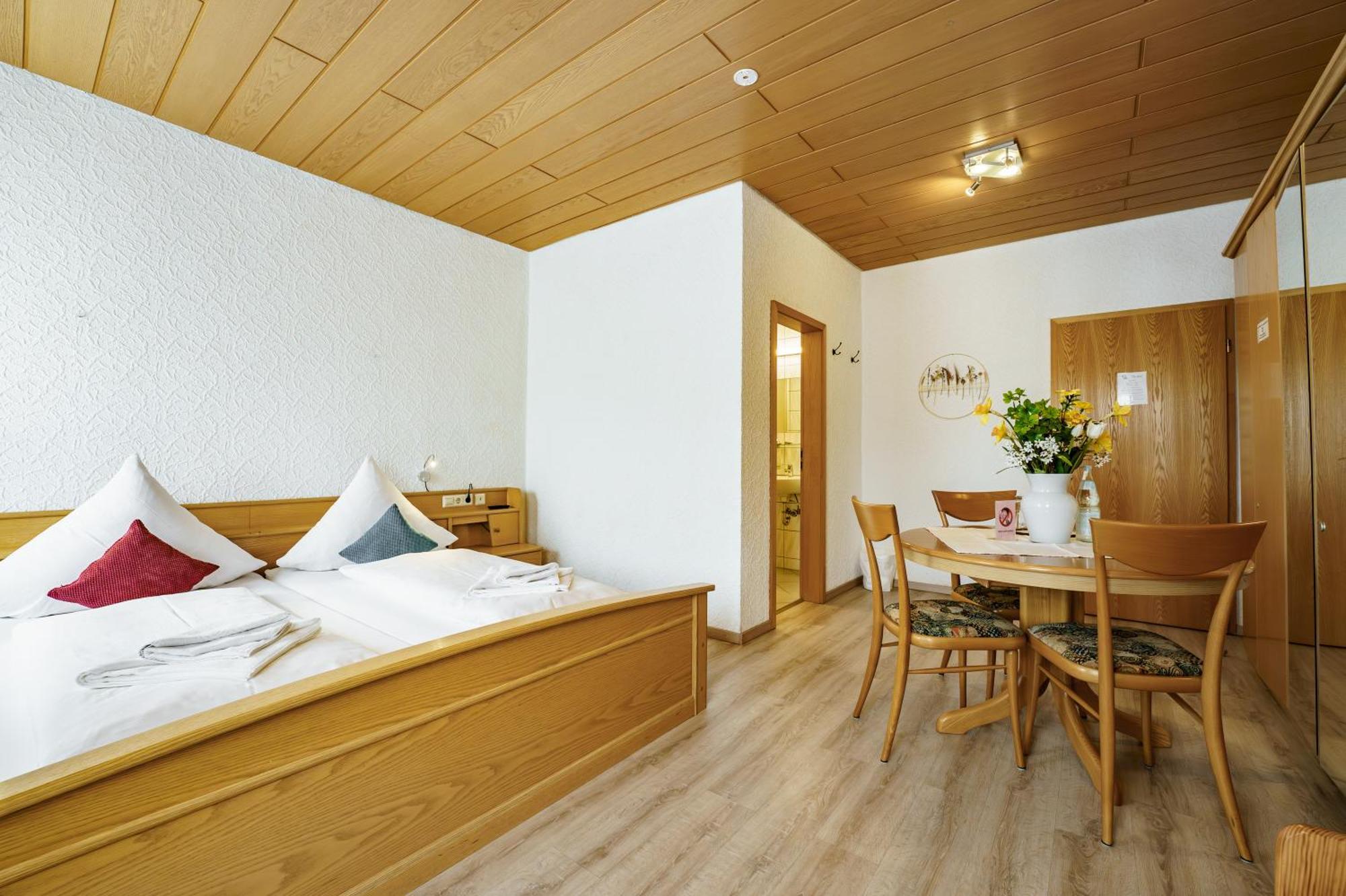 Landgasthof Ochsen Neresheim Extérieur photo